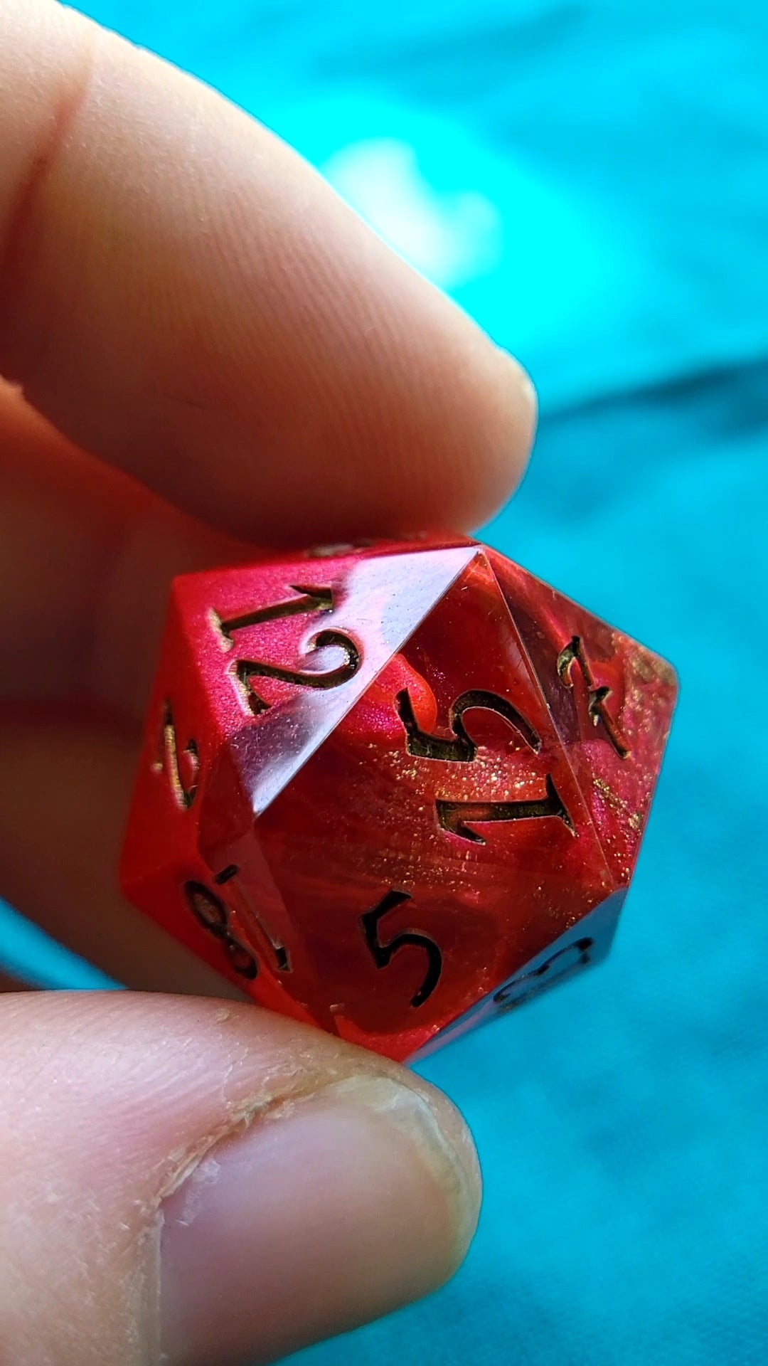 Ka’Ra’s Gem standard sized d20