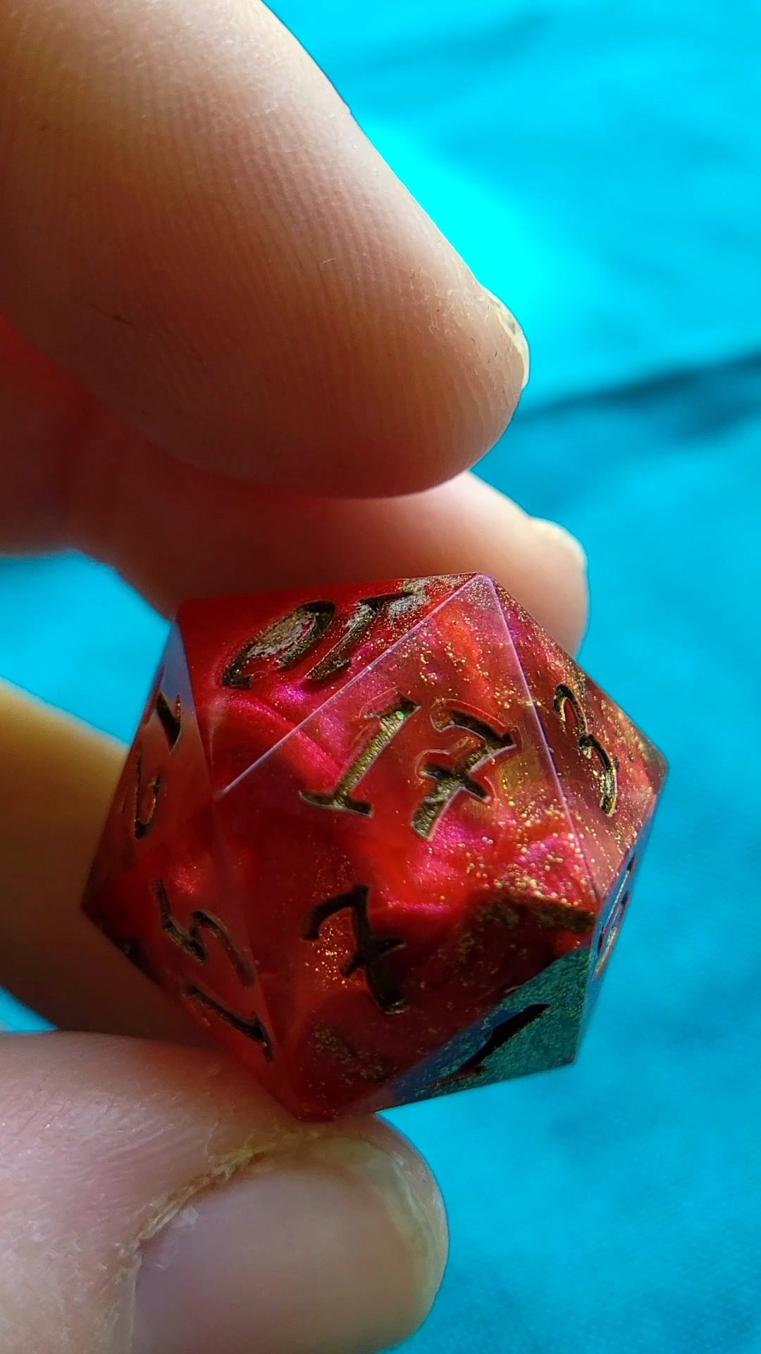 Ka’Ra’s Gem standard sized d20
